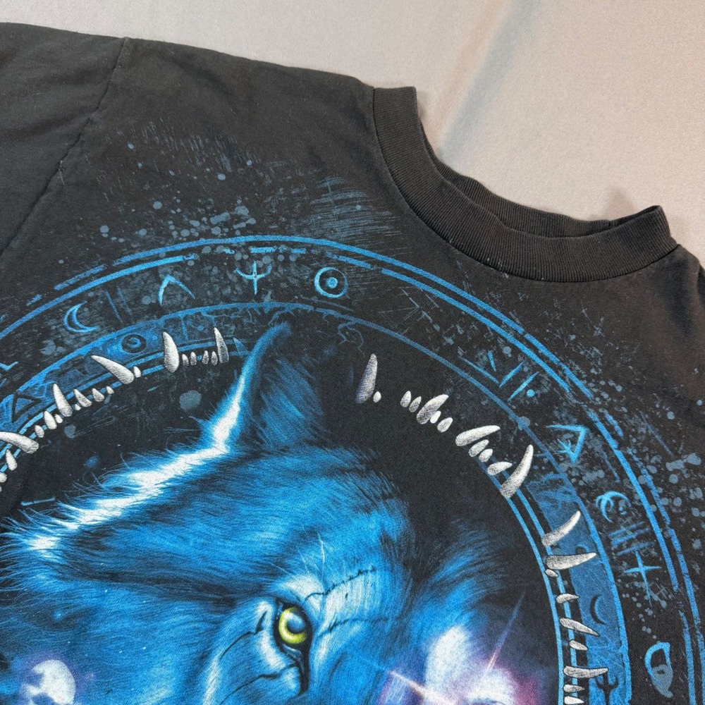 Liquid Blue Wolf Graphic Tee Black Blue Celestial Runic Shirt Mens Medium